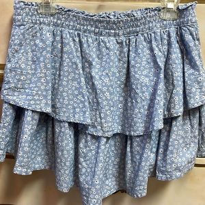 American Eagle Blue & White Floral Skort size large